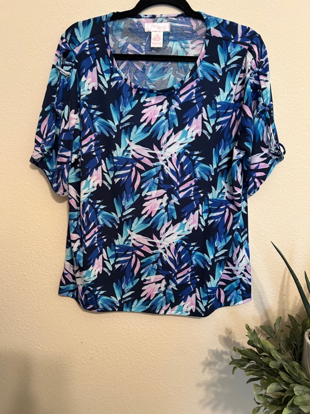 Navy Tropical Leaf Short Sleeve Tee by Stella Parker